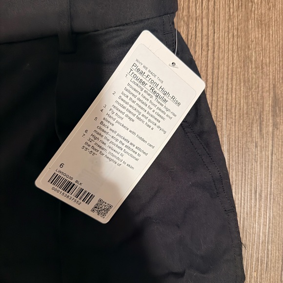 Lululemon pleat front Black Wide-Leg Trousers - Picture 2 of 3